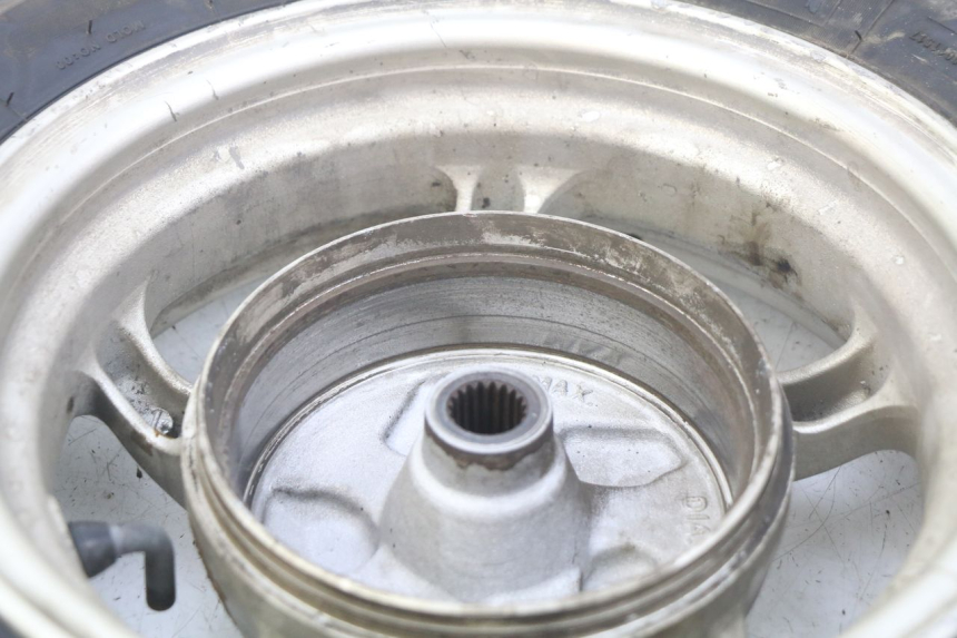 photo de CERCHIO POSTERIORE HONDA NHX LEAD 110 (2008 - 2010) - Zoom sullo stato d'uso