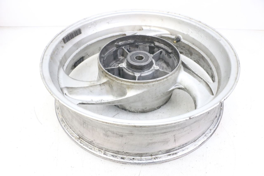 photo de CERCHIO POSTERIORE HONDA NTV DEAUVILLE 650 (1998 - 2001) - Caratteristiche distintive