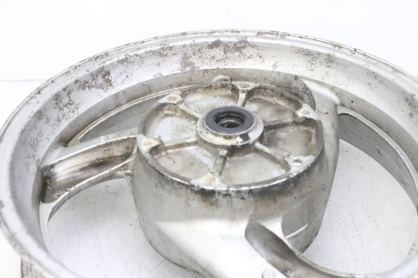 photo de CERCHIO POSTERIORE HONDA NTV DEAUVILLE 650 (1998 - 2001) - Primo piano ad alta risoluzione