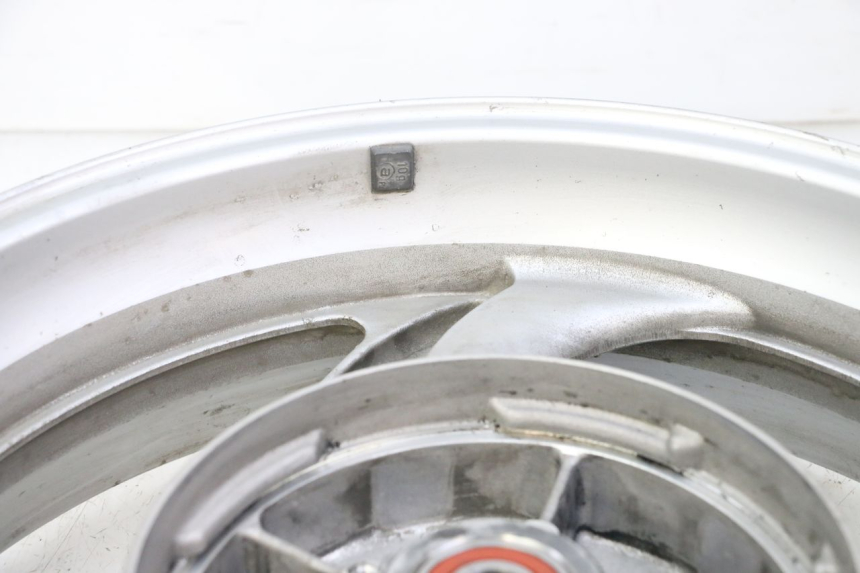 photo de CERCHIO POSTERIORE HONDA NTV DEAUVILLE 650 (2001 - 2006) - Primo piano tecnico