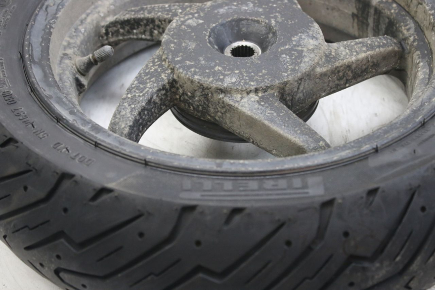 photo de CERCHIO POSTERIORE SYM ORBIT 2 4T 50 (2008 - 2017) - Dettagli dei punti di fissaggio