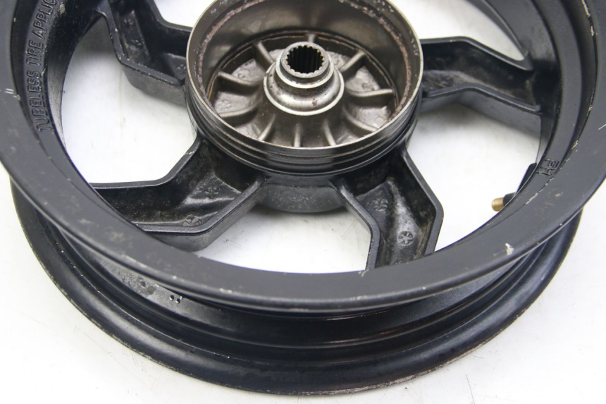 photo de CERCHIO POSTERIORE SYM ORBIT III 3 4T 50 (2021 - 2025) - Focus sulla struttura