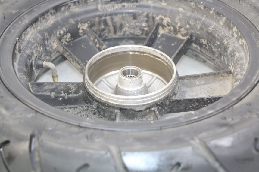 photo de CERCHIO POSTERIORE TNT MOTOR OTTO 2T 50 (2012 - 2018) - Altra angolazione