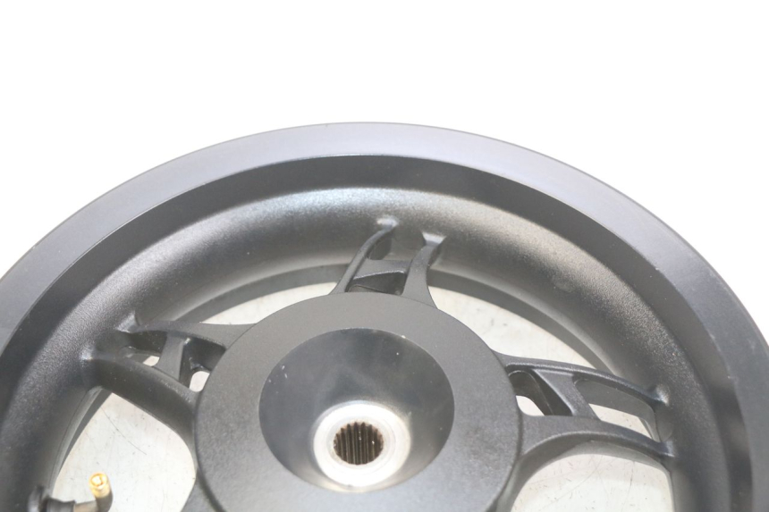 photo de CERCHIO POSTERIORE KSR PANDORA 4T 50 (2018 - 2023) - Stato della superficie e materiale