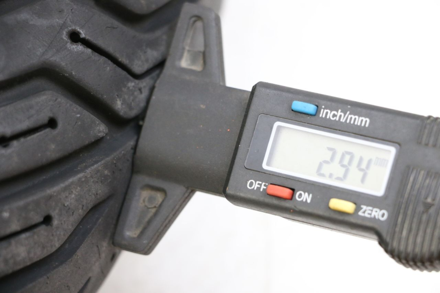 photo de CERCHIO POSTERIORE HONDA PCX (JF47) 125 (2012 - 2013) - Zoom sullo stato d'uso