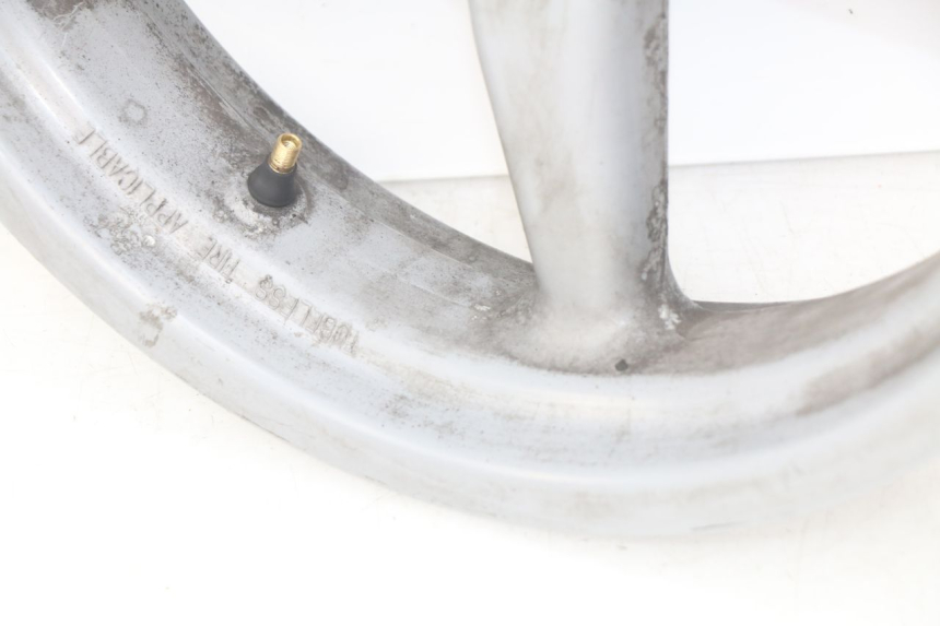 photo de CERCHIO POSTERIORE KYMCO PEOPLE 250 (2004 - 2008) - Primo piano ad alta risoluzione