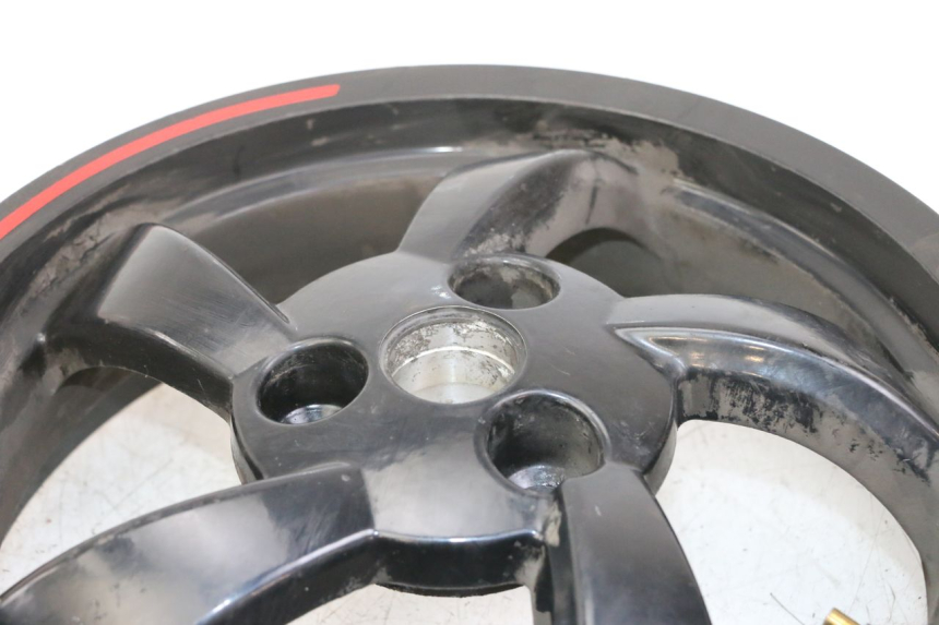 photo de CERCHIO POSTERIORE PEUGEOT CITYSTAR 2T 50 (2018 - 2021) - Marcature e riferimenti originali