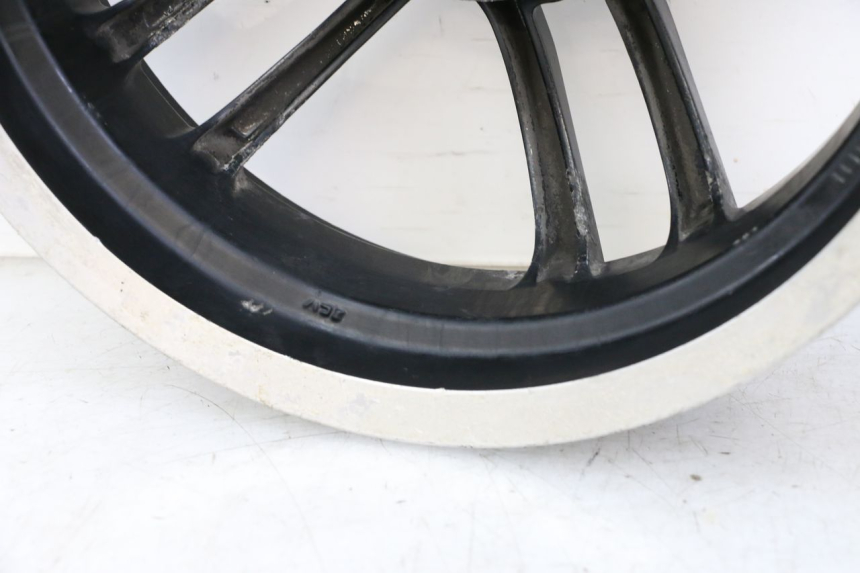 photo de CERCHIO POSTERIORE PEUGEOT SPEEDFIGHT 3 LC 2T 50 (2009 - 2015) - Zoom sullo stato d'uso