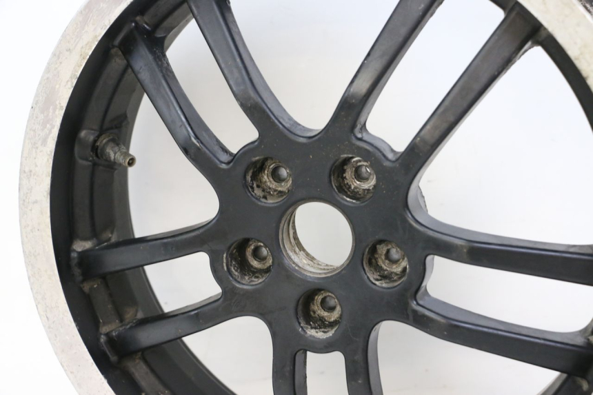 photo de CERCHIO POSTERIORE PEUGEOT SPEEDFIGHT 3 LC 2T 50 (2009 - 2015) - Dettagli dei punti di fissaggio