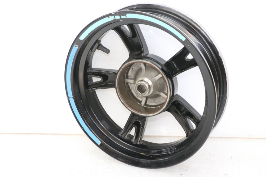 photo de CERCHIO POSTERIORE PEUGEOT STREETZONE 4T 50 (2018 - 2023) - Dettaglio del componente