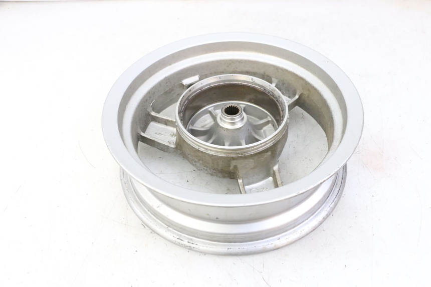 photo de CERCHIO POSTERIORE PEUGEOT VIVACITY 125 (2010 - 2017) - Altra vista dell'articolo