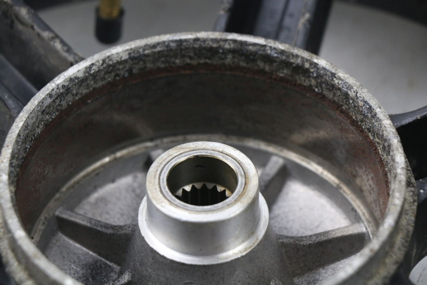 photo de CERCHIO POSTERIORE RIDE RACE 2T 50 (2012 - 2017) - Altra angolazione