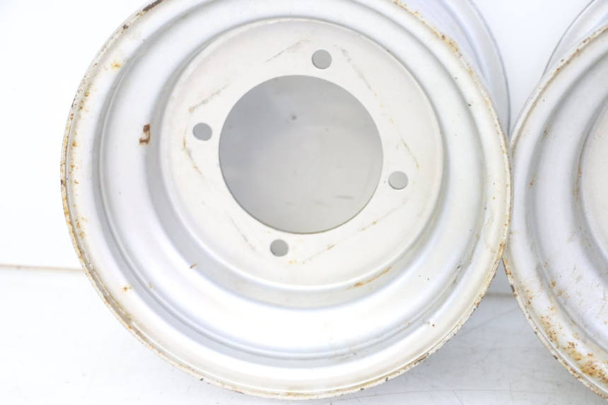 photo de CERCHIO POSTERIORE HYTRACK S 150 (2003 - 2011) - Dettagli dei punti di fissaggio