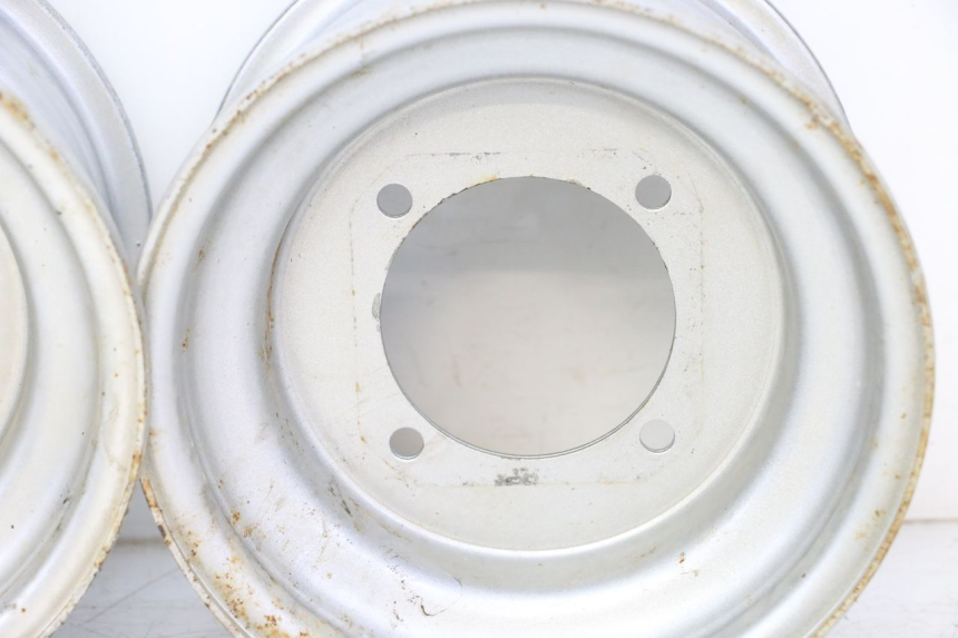 photo de CERCHIO POSTERIORE HYTRACK S 150 (2003 - 2011) - Stato della superficie e materiale