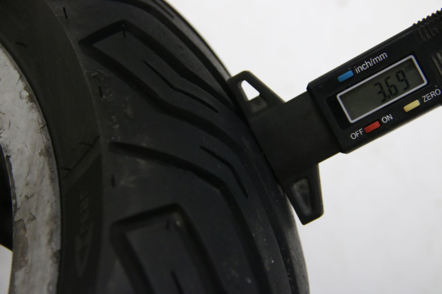 photo de CERCHIO POSTERIORE PEUGEOT SATELIS COMPRESSOR K15 125 (2006 - 2009) - Zoom sullo stato d'uso