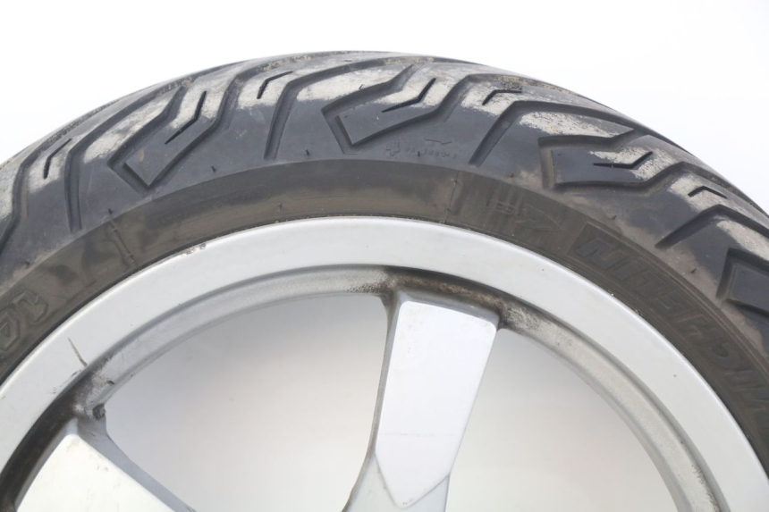 photo de CERCHIO POSTERIORE PEUGEOT SATELIS 125 (2010 - 2012) - Marcature e riferimenti originali