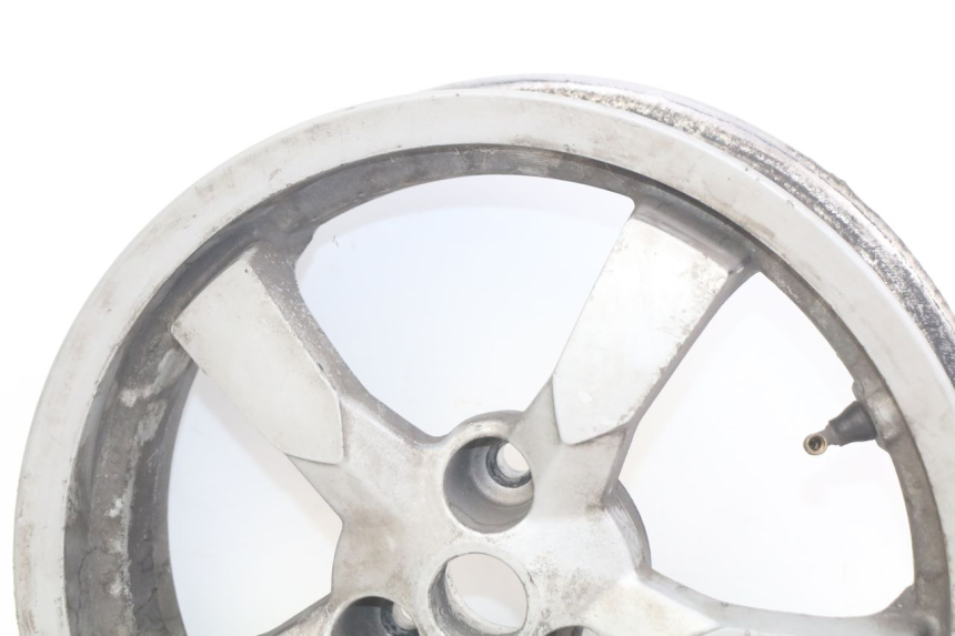 photo de CERCHIO POSTERIORE PEUGEOT SATELIS 125 (2006 - 2009) - Dettagli dei punti di fissaggio