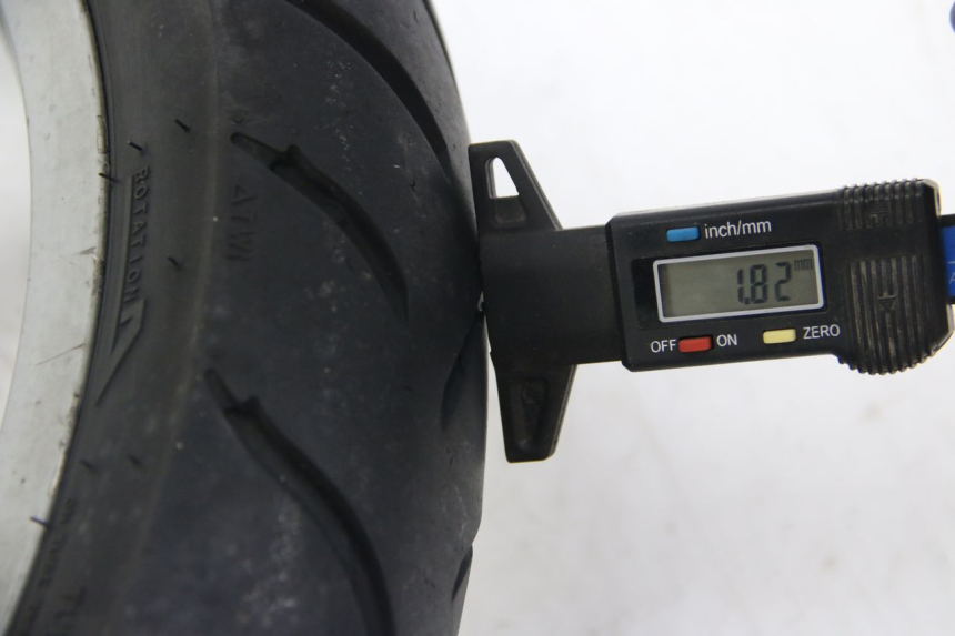 photo de CERCHIO POSTERIORE APRILIA SCARABEO 4T 50 (2009 - 2017) - Zoom sullo stato d'uso