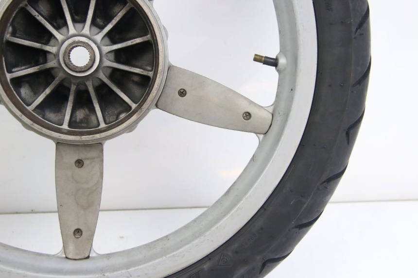 photo de CERCHIO POSTERIORE APRILIA SCARABEO 4T 50 (2009 - 2017) - Marcature e riferimenti originali