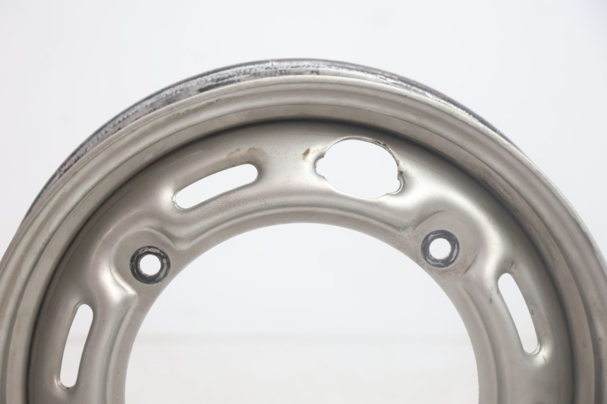 photo de CERCHIO POSTERIORE HONDA SCV LEAD 100 (2003 - 2007) - Dettaglio del componente
