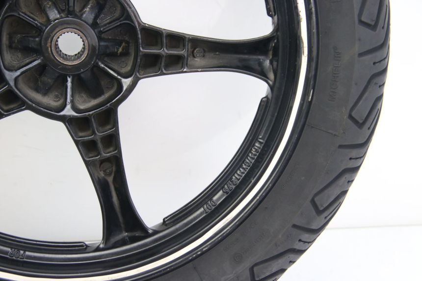 photo de CERCHIO POSTERIORE SUZUKI SIXTEEN 125 (2008 - 2010) - Altra vista dell'articolo