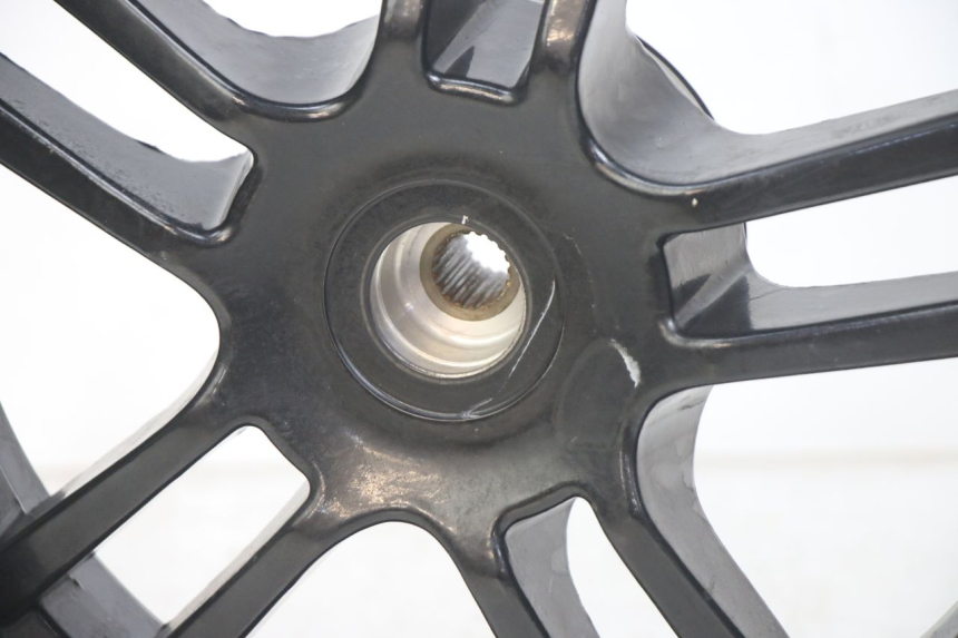 photo de CERCHIO POSTERIORE PEUGEOT SPEEDFIGHT 4 4T 50 (2015 - 2020) - Altra angolazione