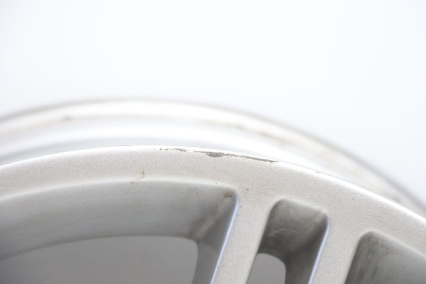 photo de CERCHIO POSTERIORE CAN-AM SPYDER RS 1000 (2008 - 2012) - Primo piano tecnico