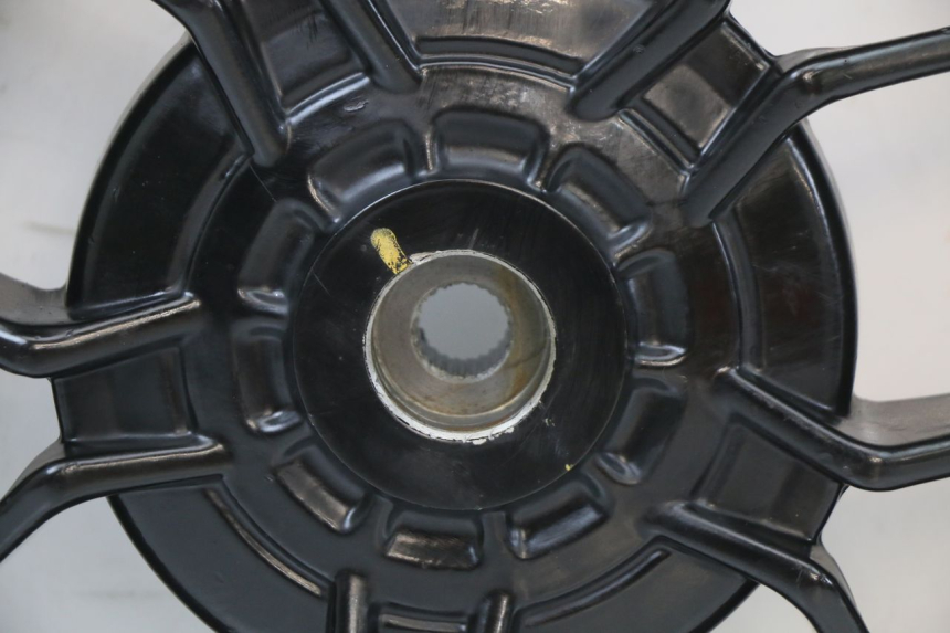 photo de CERCHIO POSTERIORE APRILIA SR 2T 50 (2018 - 2022) - Altra angolazione