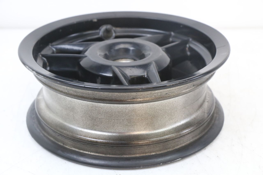 photo de CERCHIO POSTERIORE PEUGEOT STREETZONE 2T 50 (2014 - 2019) - Ricambio usato controllato