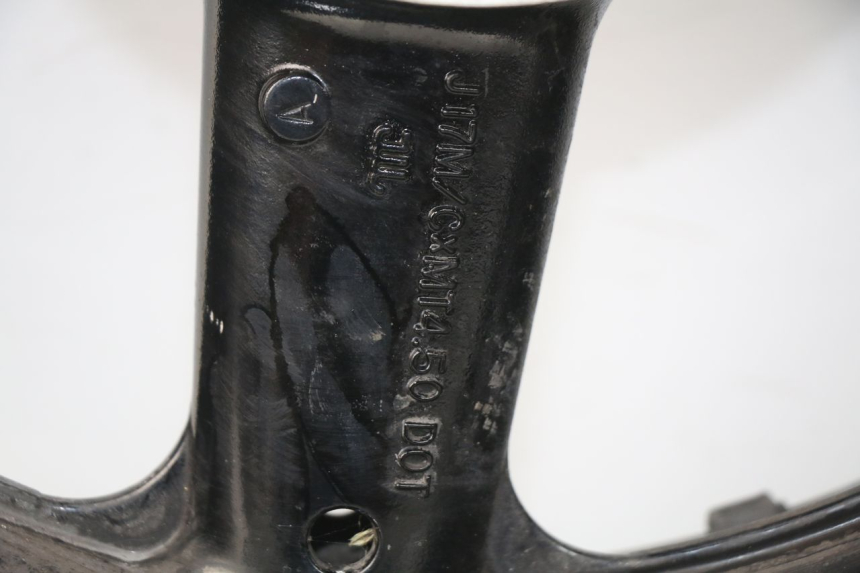 photo de CERCHIO POSTERIORE SUZUKI SV S ABS 650 (2003 - 2009) - Primo piano tecnico