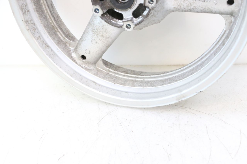 photo de CERCHIO POSTERIORE SUZUKI SV S 650 (2003 - 2009) - Stato della superficie e materiale