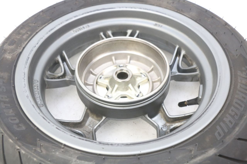 photo de CERCHIO POSTERIORE APRILIA SXR 50 (2021 - 2023) - Zoom sullo stato d'uso