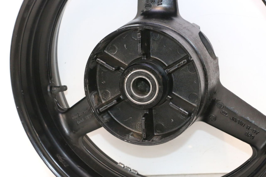 photo de CERCHIO POSTERIORE YAMAHA TDM ABS 900 (2002 - 2014) - Dettagli dei punti di fissaggio