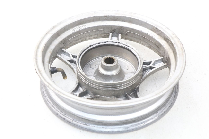 photo de CERCHIO POSTERIORE BAOTIAN TRAVEL SPIRIT 50 (2010 - 2012) - Primo piano tecnico