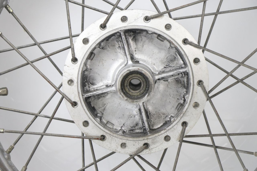 photo de CERCHIO POSTERIORE SUZUKI TU X TUX VOLTY 125 (1999 - 2001) - Marcature e riferimenti originali