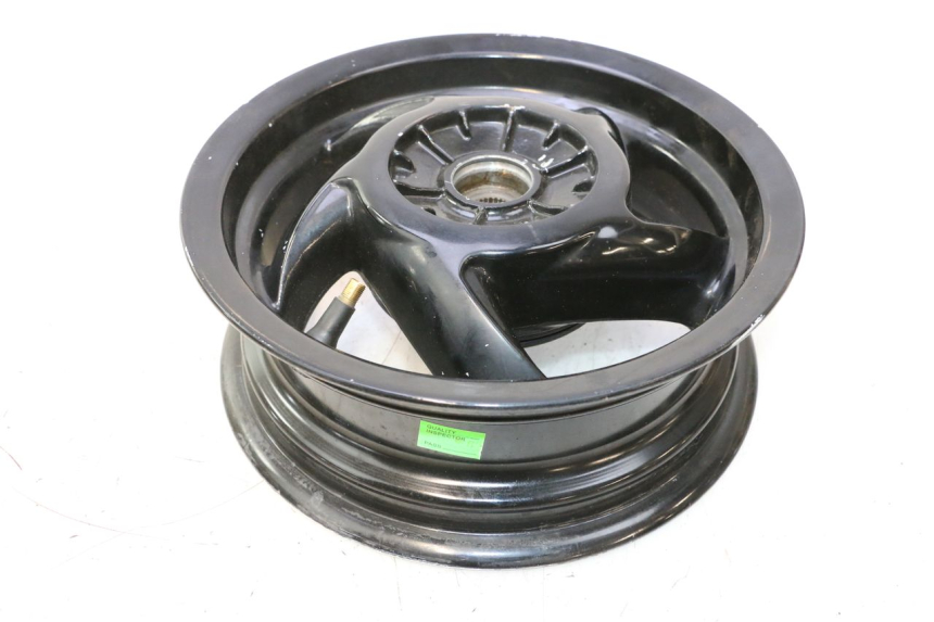 photo de CERCHIO POSTERIORE PIAGGIO TYPHOON 50 (2000 - 2009) - Caratteristiche distintive