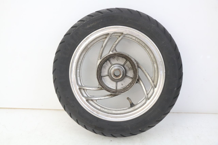 photo de CERCHIO POSTERIORE PEUGEOT V-CLIC VCLIC 50 (2007 - 2013) - Zoom sullo stato d'uso