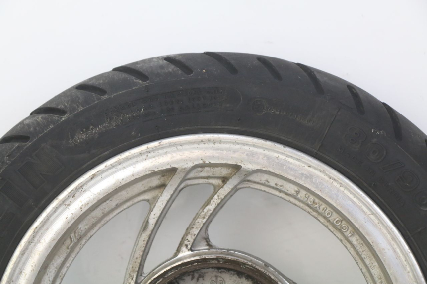 photo de CERCHIO POSTERIORE PEUGEOT V-CLIC VCLIC 50 (2007 - 2013) - Primo piano tecnico