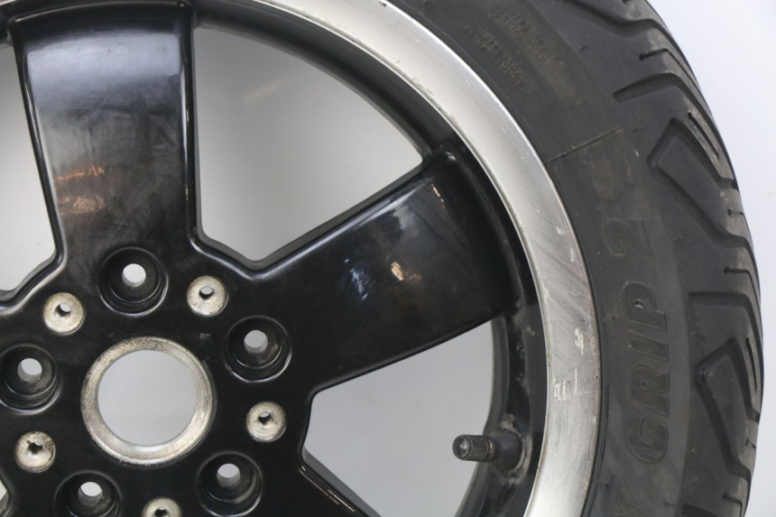 photo de CERCHIO POSTERIORE PIAGGIO VESPA GTS IGET ABS 125 (2017 - 2023) - Marcature e riferimenti originali