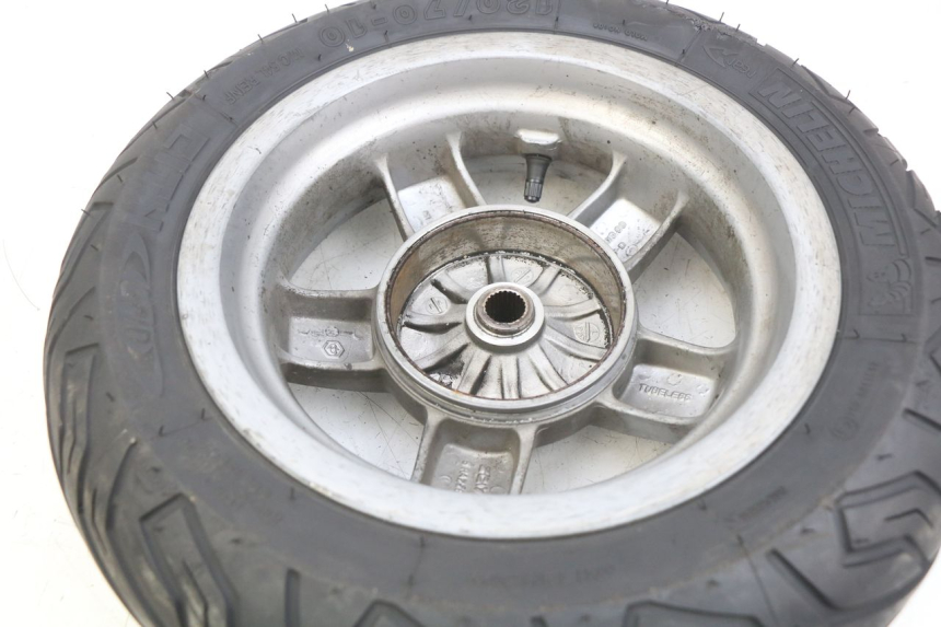 photo de CERCHIO POSTERIORE PIAGGIO VESPA LXV 125 (2006 - 2009) - Zoom sullo stato d'uso