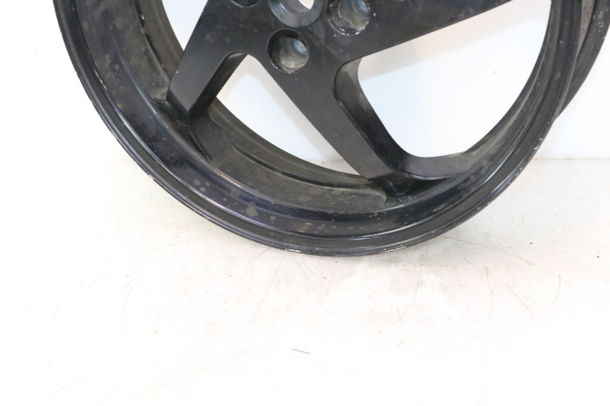 photo de CERCHIO POSTERIORE HONDA VFR FI RC46 800 (1998 - 2001) - Primo piano ad alta risoluzione