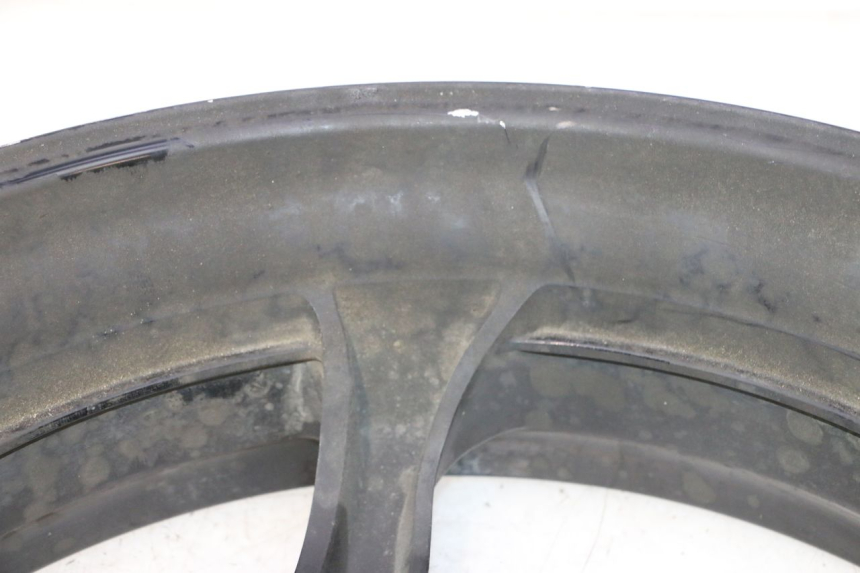 photo de CERCHIO POSTERIORE HONDA VFR FI RC46 800 (1998 - 2001) - Ricambio usato controllato