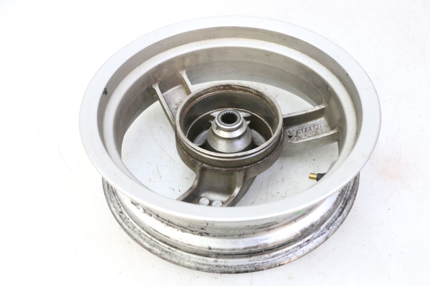 photo de CERCHIO POSTERIORE PEUGEOT VIVACITY NEW 4T 50 (2008 - 2017) - Altra vista dell'articolo