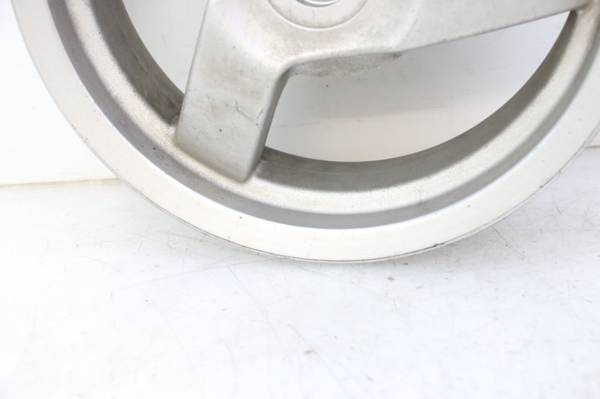 photo de CERCHIO POSTERIORE PEUGEOT VIVACITY NEW 4T 50 (2008 - 2017) - Vista d'insieme del prodotto