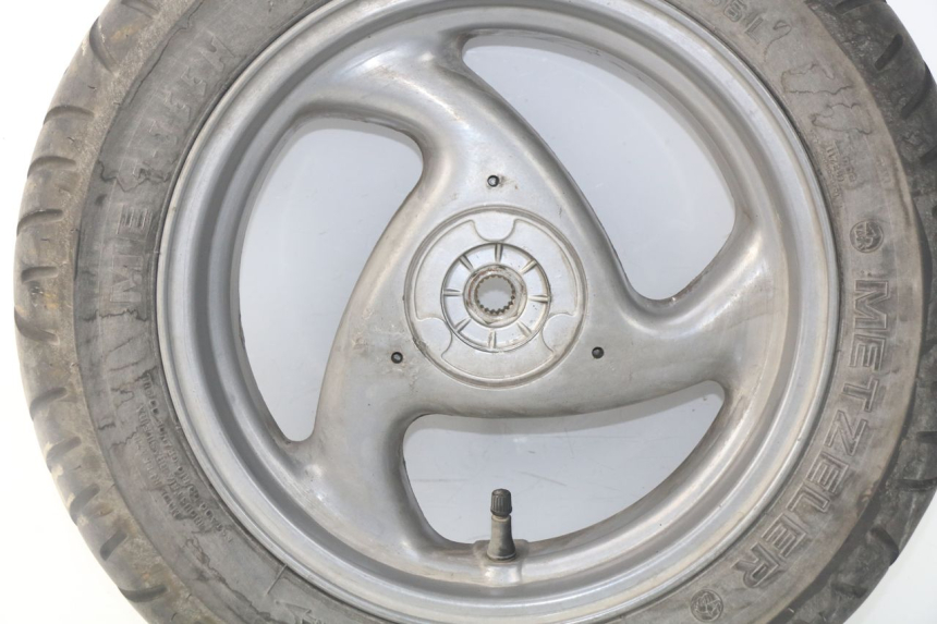 photo de CERCHIO POSTERIORE PEUGEOT VIVACITY 100 (1999 - 2008) - Zoom sui componenti