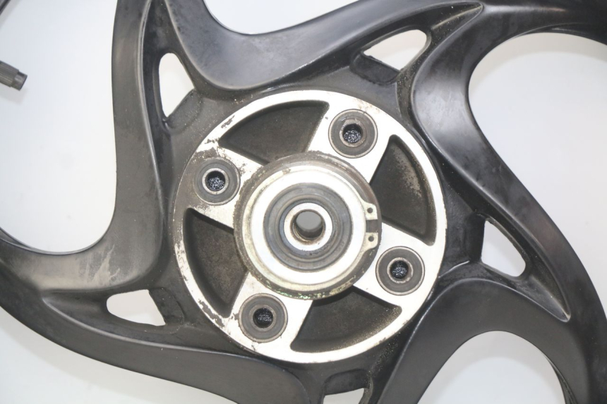 photo de CERCHIO POSTERIORE SYM WOLF SB 125 (2011 - 2018) - Foto prodotto supplementare