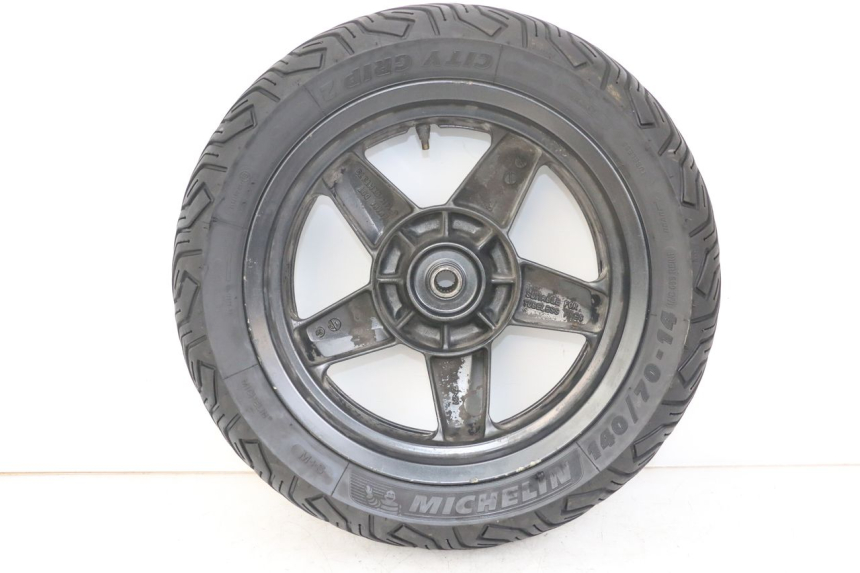 photo de CERCHIO POSTERIORE YAMAHA XMAX X-MAX 125 (2006 - 2009) - Dettaglio del componente