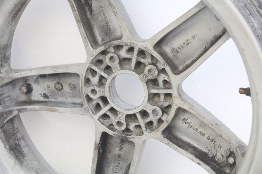 photo de CERCHIO POSTERIORE PIAGGIO X9 EVOLUTION 125 (2003 - 2007) - Primo piano tecnico