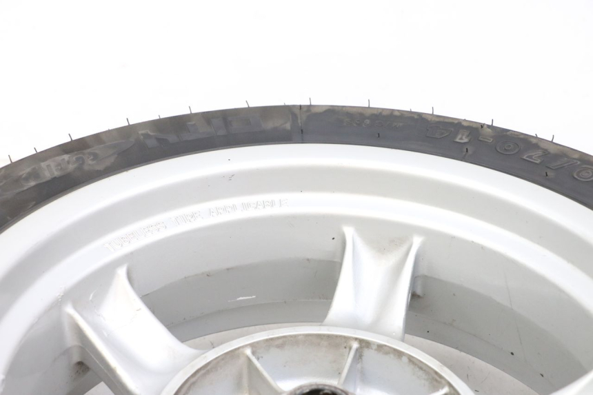 photo de CERCHIO POSTERIORE KYMCO XCITING 250 (2006 - 2009) - Primo piano tecnico