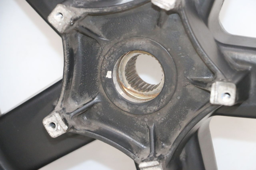 photo de CERCHIO POSTERIORE PIAGGIO XEVO - X EVO 125 (2007 - 2017) - Ricambio usato controllato